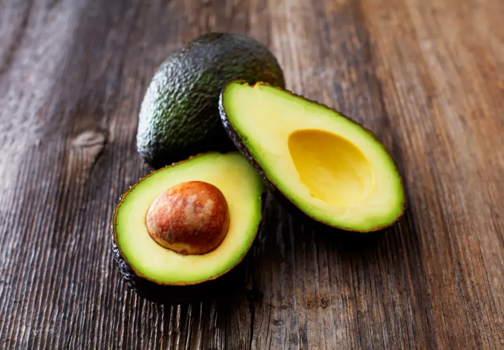 Abacate: o superalimento que está conquistando os brasileiros