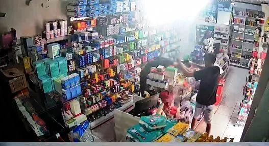 Policial da reserva é executado dentro de farmácia em Ananindeua