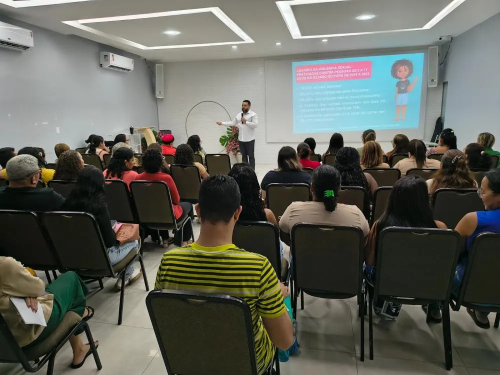 Aula aberta multidisciplinar em Ananindeua debate enfrentamento à violência sexual contra crianças e adolescentes