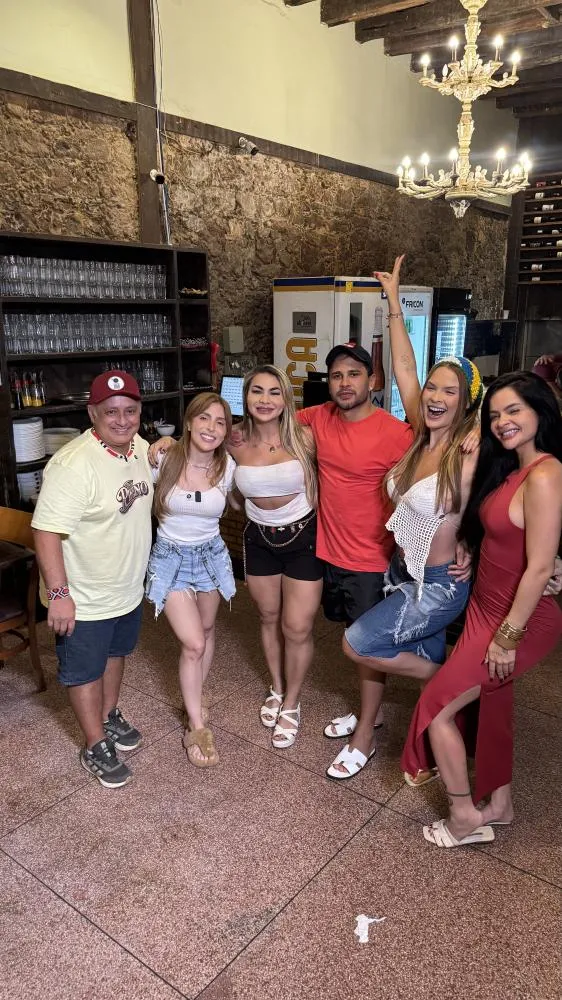 Manu Batidão reúne influenciadores e celebra sucesso em noite animada no Point do Açaí