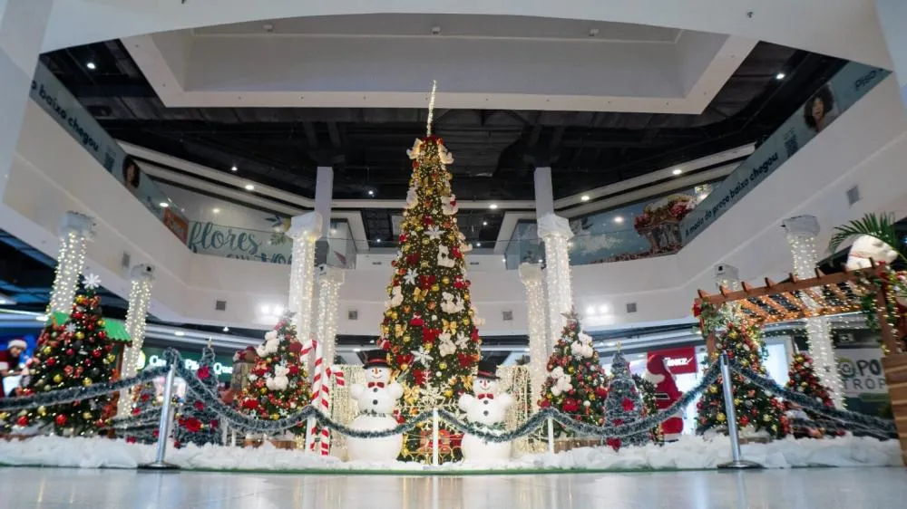 Shopping Metrópole Ananindeua celebra a magia do Natal e chegada do Papai Noel